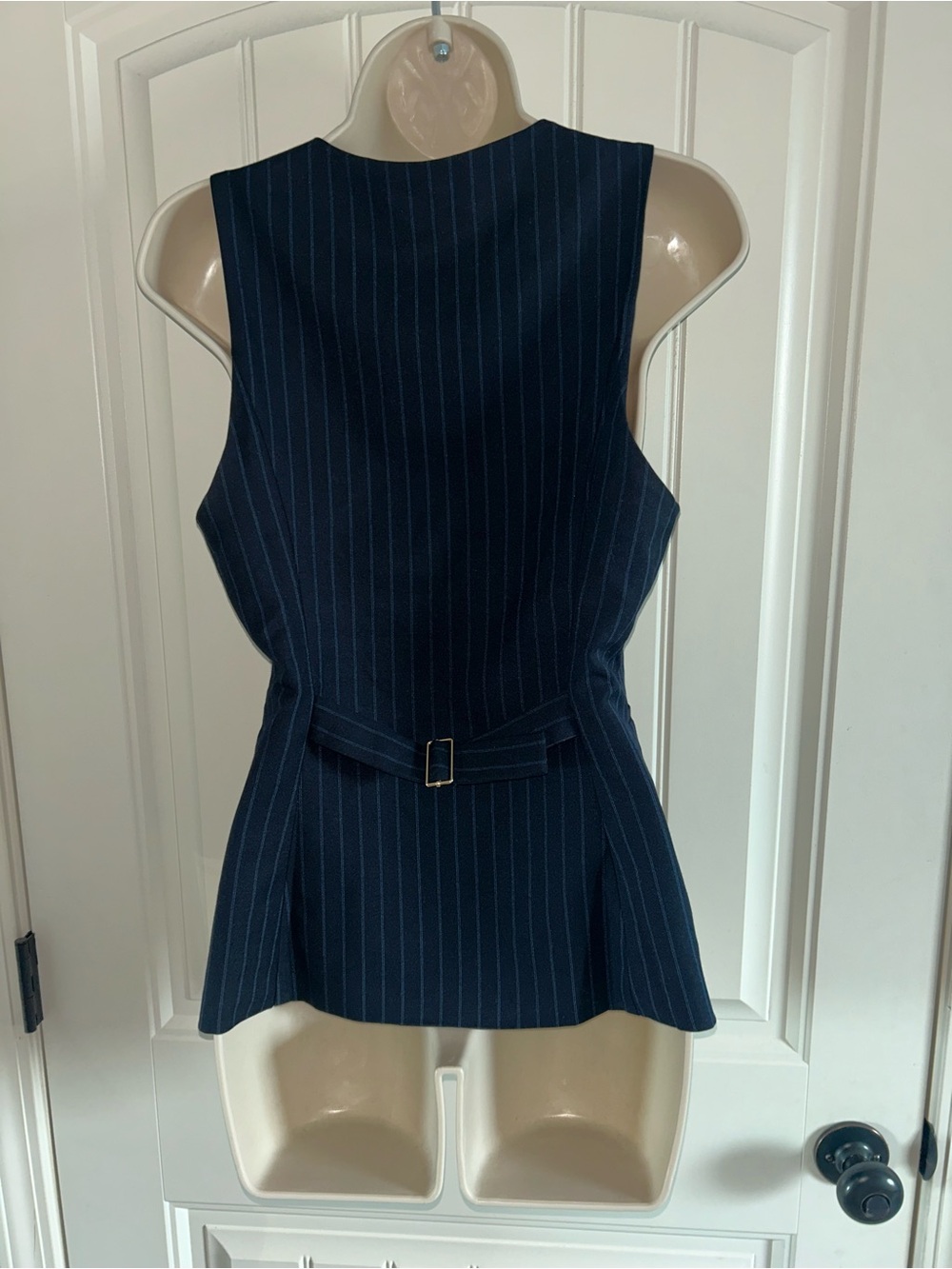 NEW Few Moda Navy Pinstripe V-Neck Vest with Gold Trim Sz 6 - Picture 4 of 5